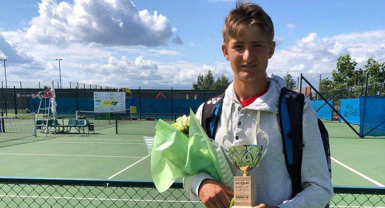 Photo of Încă o victorie pentru Moldova: Tenismenul Ilie Snițari a ocupat locul doi la dublu la turneul J3 Kyiv