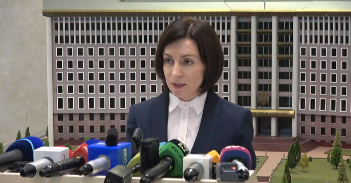Photo of video | Maia Sandu către forțele de apărare: „Vă solicit să nu vă implicați în blocarea activității instituțiilor statului”