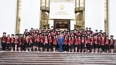 Photo of foto | Cei mai buni dintre cei mai buni au primit Diploma de Onoare a Președintelui. Peste 250 de absolvenți, felicitați de Dodon