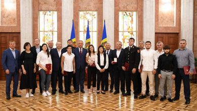 Photo of foto, video | Apreciați și acasă. Sportivii care au obținut medalii la Jocurile Europene de la Minsk au fost decorați de Igor Dodon