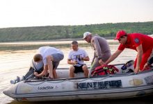Photo of foto | Pentru pace și drepturile copiilor. Ion Lazarenco a înotat 30 km în râul Nistru