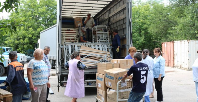 Photo of foto, video | Bine faci, bine găsești. O fostă pacientă a Spitalului Clinic din Bălți a adus în instituție, cu ajutorul une asociații franceze, mobilier și echipament