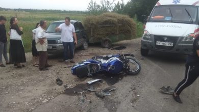 Photo of Accident la Anenii Noi. Două persoane, transportate la spital după ce o motocicletă și un automobil s-au ciocnit