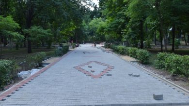 Photo of foto | Încă un parc din oraș „se schimbă la față”: În zonă a fost instalat primul WC modern din oraș