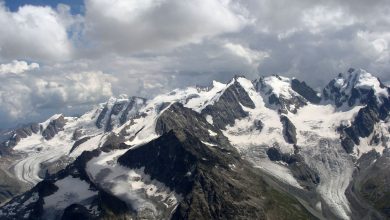 Photo of foto | Imagine alarmantă din munții Alpi. Un lac s-a format la peste 3000 de metri înălțime, din cauza temperaturilor ridicate