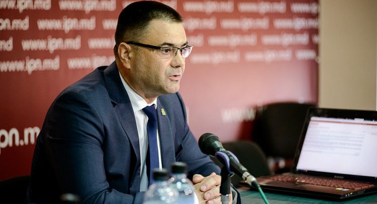Photo of Încă un candidat la Primăria Chișinău: Fostul ministru al Apărării, Vitalie Marinuța, va lupta pentru fotoliul de edil