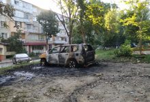Photo of foto | O mașină a fost făcută scrum în sectorul Botanica. Martorii spun că ar fi vorba despre o incendiere intenționată