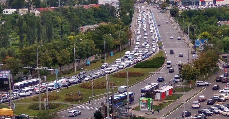 Photo of Șoferii, îndemnați să ocolească câteva străzi. Cum se circulă la această oră în capitală?