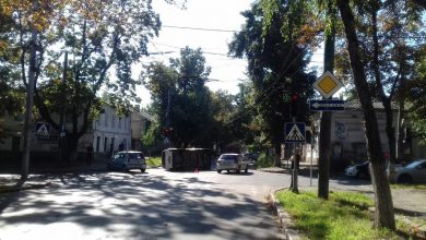 Photo of foto | Dacă circula la culoarea verde a semaforului, „poate” nu se întâmpla nimic: Accident în lanț, în centrul Chișinăului