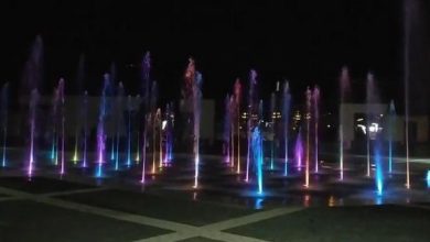 Photo of video | Havuzul muzical din parcul Valea Trandafirilor, inaugurat cu mult fast. Spectacolul a culminat cu focuri de artificii