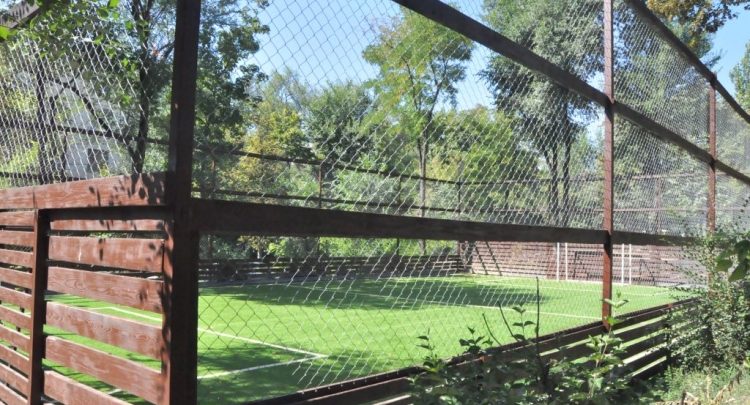 Photo of foto | În sectorul Rîșcani și Ciocana au fost amenajate trei terenuri de minifotbal. Încă cinci urmează să apară în capitală