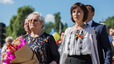 Photo of Maia Sandu, despre manifestațiile dedicate Zilei Limbii Române: „Nu ştiu ce o să sărbătorească preşedintele Dodon. E treaba lui”