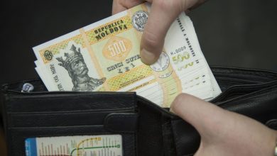 Photo of Câștigi mai mult peste hotare sau totuși la tine în țară? Salariul mediu în Republica Moldova a crescut 