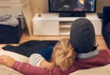 Photo of video | Pregătește cafeaua și apasă pe play: 10 filme de toamnă care te vor face să te îndrăgostești și mai mult de acest anotimp
