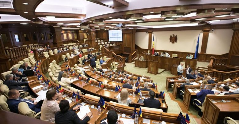 Photo of Parlamentarii revin în forță la muncă: Mâine va avea loc prima ședință plenară din sesiunea de toamnă a Legislativului