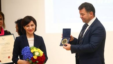 Photo of foto | Maia Sandu a primit Medalia de Aur a Universității de Vest din Timișoara: „Este meritul colegilor care pun umărul la reforma educației”