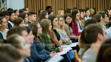 Photo of „Boboceii” din colegii, școli profesionale și centre de excelență pot obține burse în valoare de 12.000 de lei. Condițiile programului