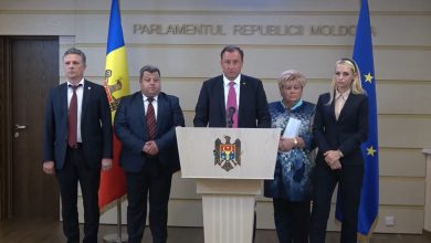 Photo of Procuratura, despre reținerea lui Tauber și Apostolova: Au fost efectuate 21 de percheziții în domicilii și birouri