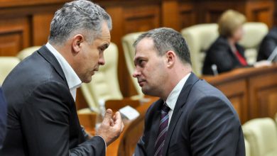 Photo of video | Vlad Plahotniuc, criticat de Andrian Candu: „Nu este normal ca liderul unui partid de guvernare să nu iasă în fața camerelor”