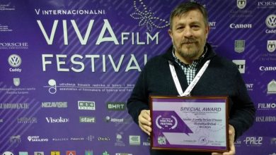 Photo of video | Emoții frumoase pentru Moldova: Dumitru Grosei a fost numit „Cel mai bun regizor” la un festival de film de la Sarajevo