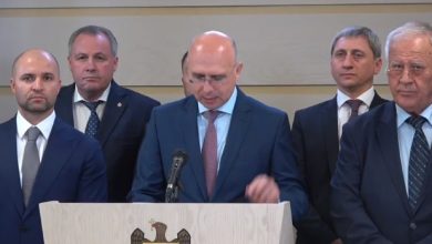 Photo of video | PDM a părăsit sala de ședințe a Parlamentului în semn de protest: Fracțiunea a susținut un briefing