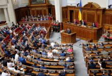 Photo of Zelenskii își respectă promisiunile electorale: Deputații ucraineni au votat pentru ridicarea propriei imunități
