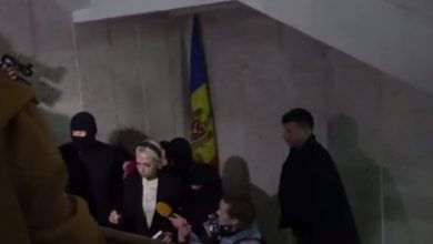 Photo of video | Momentul în care Marina Tauber este escortată la judecătorie: „Sper că o să fie o decizie corectă”