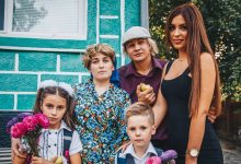 Photo of Familia Zâmbărele anunță că va lua o pauză de la filmări: „Ne liniștim, tragem aer în piept și încercăm să mergem mai departe”