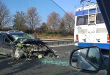 Photo of foto | Un nou accident violent cu implicarea unui troleibuz. Vehiculul a fost lovit de o mașină la Stăuceni