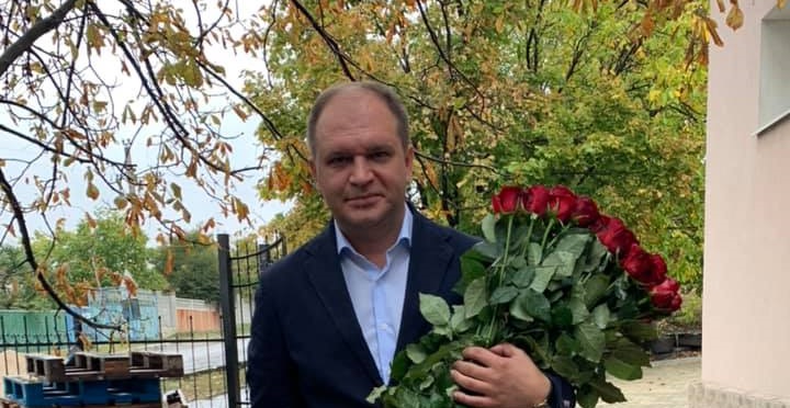 Photo of Mesajul lui Ion Ceban de Ziua Profesorului: „Vă mulțumim pentru răbdare, dedicație și generozitate”
