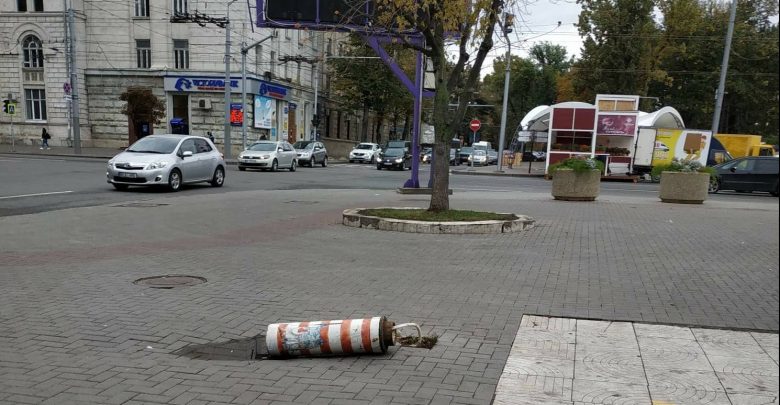 Photo of Fiecare sărbătoare are rezultatele sale. O cișmea din Parcul Catedralei a fost vandalizată de Ziua Vinului