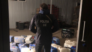 Photo of Oamenii legii au confiscat 12.500 de litri de alcool etilic la frontiera de stat. Ce pedeapsă riscă făptașii?