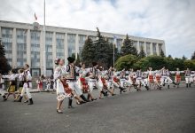 Photo of De hramul orașului, în PMAN se va încinge „Hora Chișinăului”. Cine va cânta la concert și ce surprize pregătesc autoritățile?