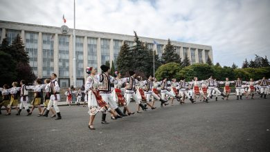 Photo of De hramul orașului, în PMAN se va încinge „Hora Chișinăului”. Cine va cânta la concert și ce surprize pregătesc autoritățile?