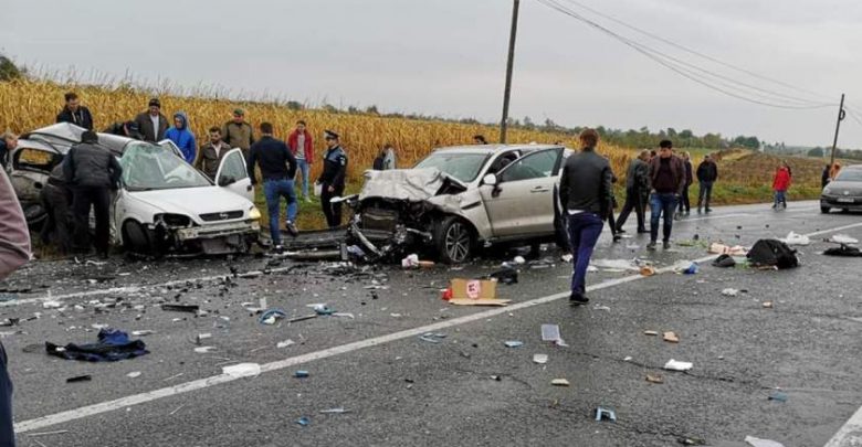 Photo of foto | În loc de nuntă… înmormântare. O moldoveancă și iubitul său au decedat într-un cumplit accident la Iași