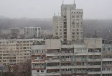 Photo of video | Ieșiți afară și admirați valsul fulgilor „dolofani”! Prietenii iernii au ajuns și la Chișinău!