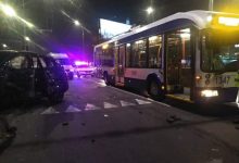 Photo of foto, video | Accident cu implicarea a două automobile și a unui troleibuz. Unul dintre șoferi a ajuns la spital