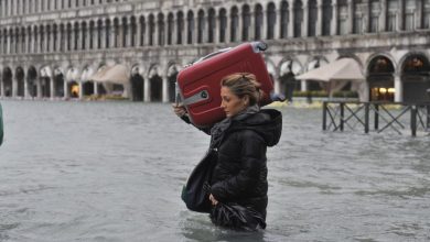 Photo of video | Călătorie cu ghinion. Zeci de turiști plecați în Veneția au fost „blocați” de inundații