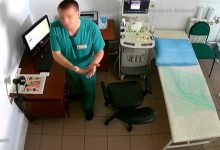 Photo of Un medic ginecolog și-ar fi filmat pacientele pe ascuns, ca mai apoi să posteze clipurile video pe un site pentru adulți