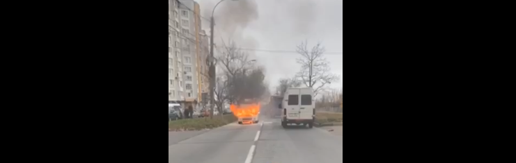 Photo of ultima oră, video | Incendiu în capitală: Un automobil a luat foc la Botanica
