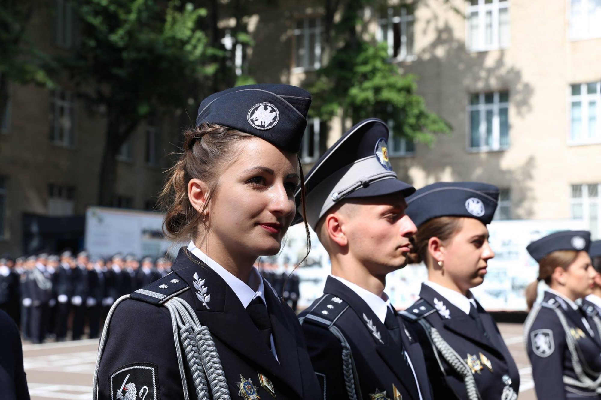 Полиция молдавии. Полиция Молдавии форма. Полицейский в форме Молдова. Погоны Молдавской полиции.