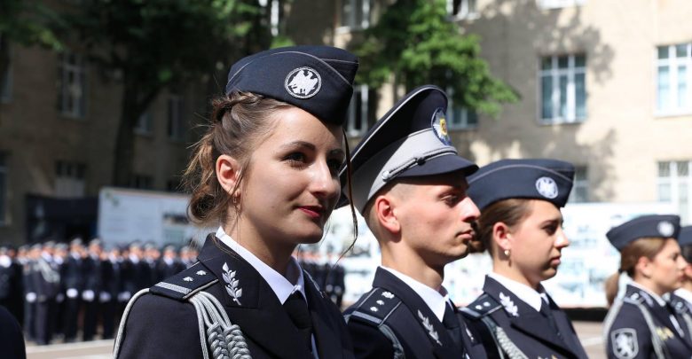 Photo of Poliția Națională împlinește 29 de ani! Mesajul oficialilor pentru cei care „ocrotesc ordinea de drept și suveranitatea țării”