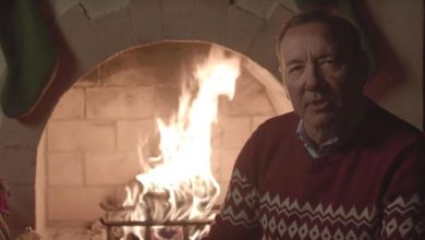 Photo of video | Celebrul actor Kevin Spacey a transmis un nou mesaj bizar și dramatic de Crăciun: „Sunt foarte serios”