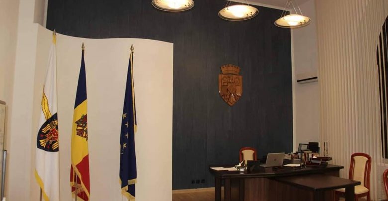 Photo of foto | Ceban și-a arătat biroul după reparație: „Acest cabinet va rămâne Primăriei și nu primarului”