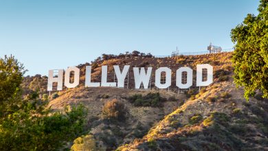 Photo of Hollywood pune pe pauză din nou cea mai mare parte a filmărilor după ce infectările au ajuns la un nivel record