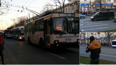 Photo of ultima oră | Centrul Chișinăului este blocat. Troleibuzele s-au oprit în mijlocul străzii, iar stațiile sunt pline de oameni