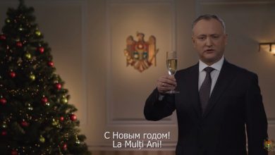 Photo of video | Dodon și-a filmat deja mesajul pe care îl va transmite moldovenilor de Revelion. Președintele nu va apărea singur în cadru