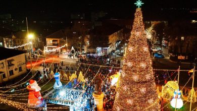 Photo of galerie foto | Orhei s-a transformat în Capitala Sărbătorilor de Iarnă. Cum arată orașul după inaugurarea Pomului de Crăciun?