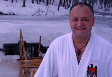 Photo of video | „De obicei mă scald singur”. Va respecta Igor Dodon tradiția de Bobotează și în acest an?