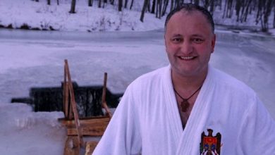 Photo of video | „De obicei mă scald singur”. Va respecta Igor Dodon tradiția de Bobotează și în acest an?